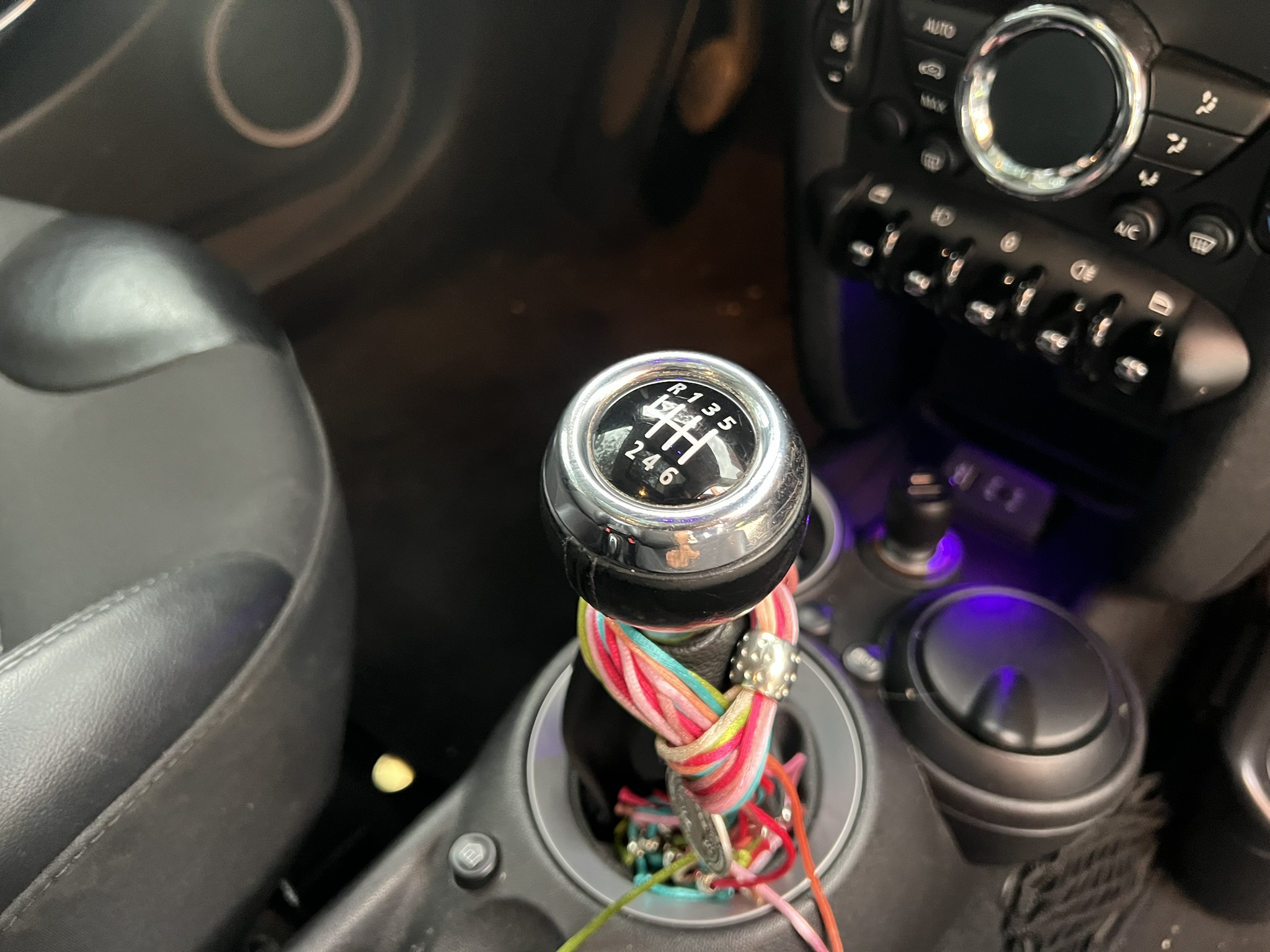 
								Mini Cooper R56 Cc1600 Coupe full									