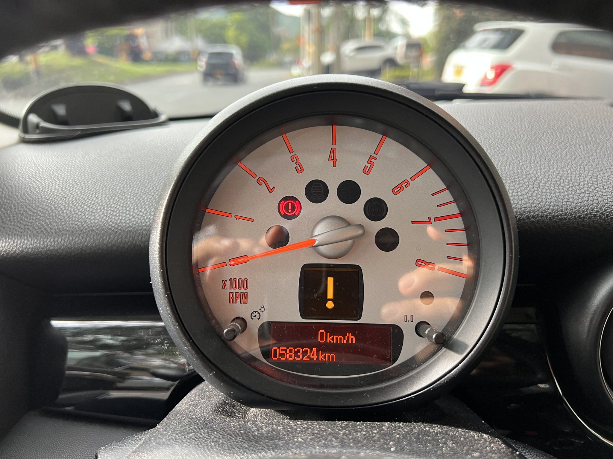 
								Mini Cooper R56 Cc1600 Coupe full									