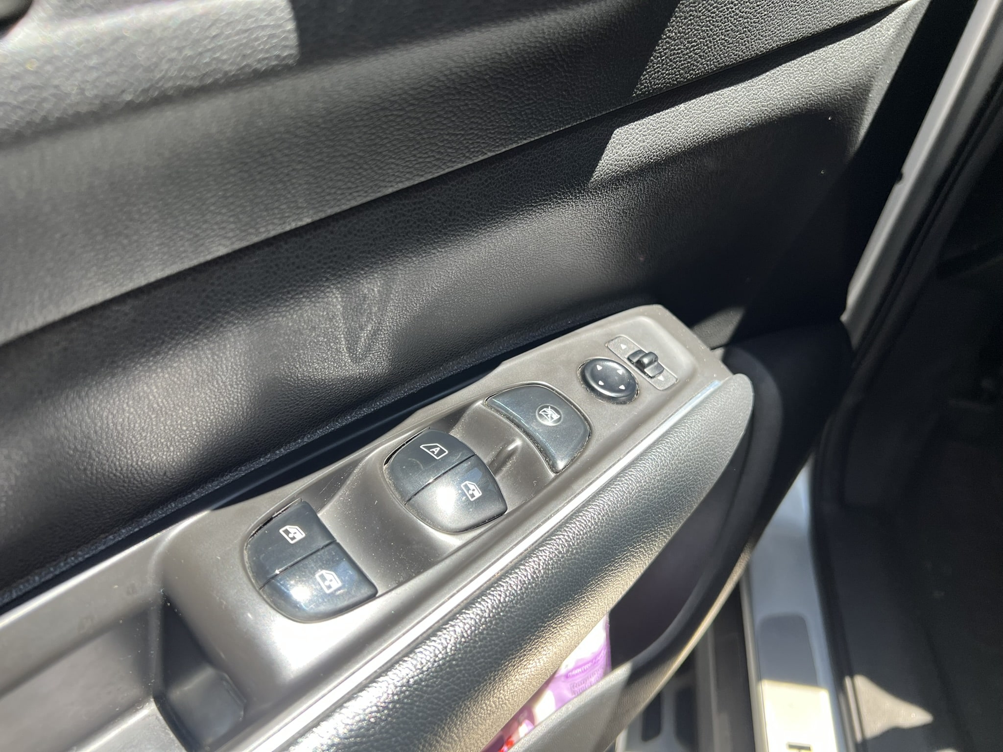 
								Renault Koleos 2.5 Zen 2018 full									