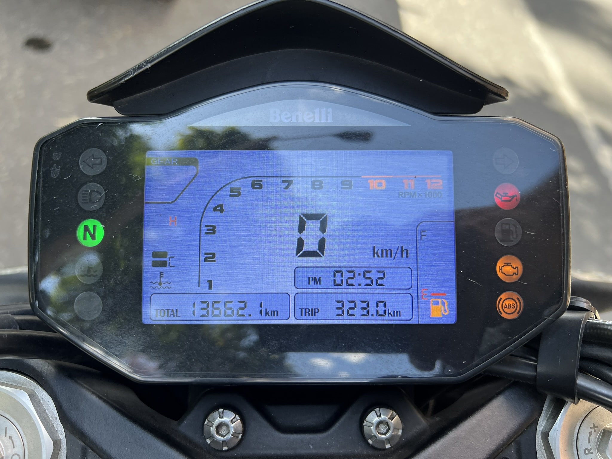 
								Benelli 752s 2022 full									