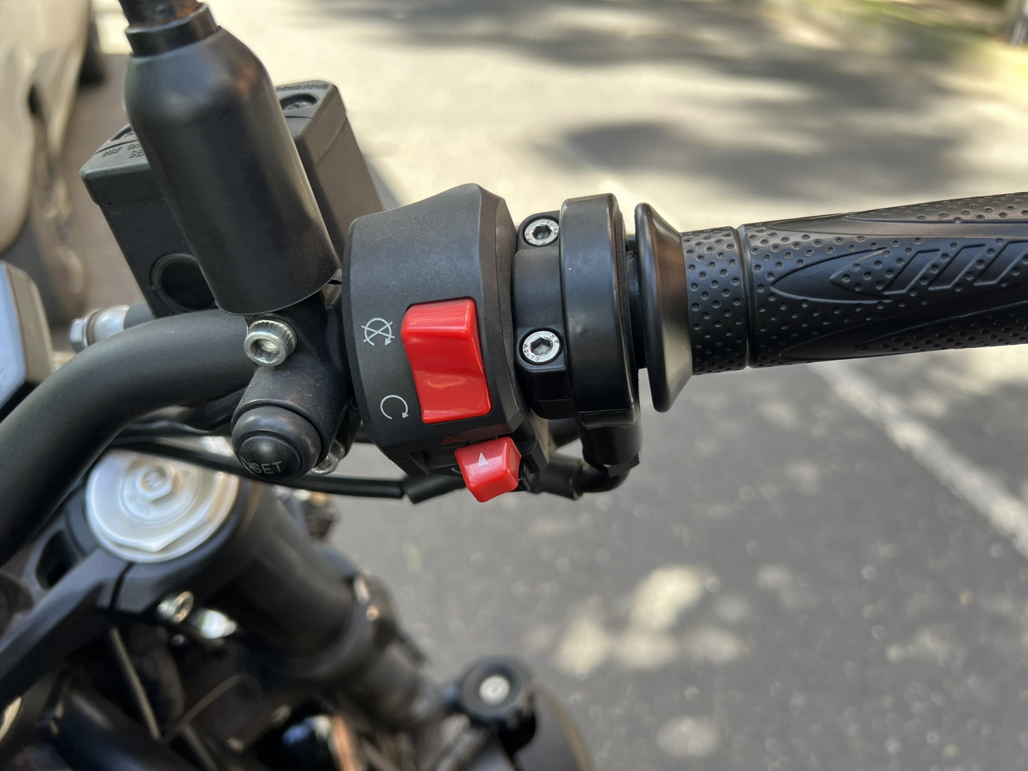 
								Benelli 752s 2022 full									