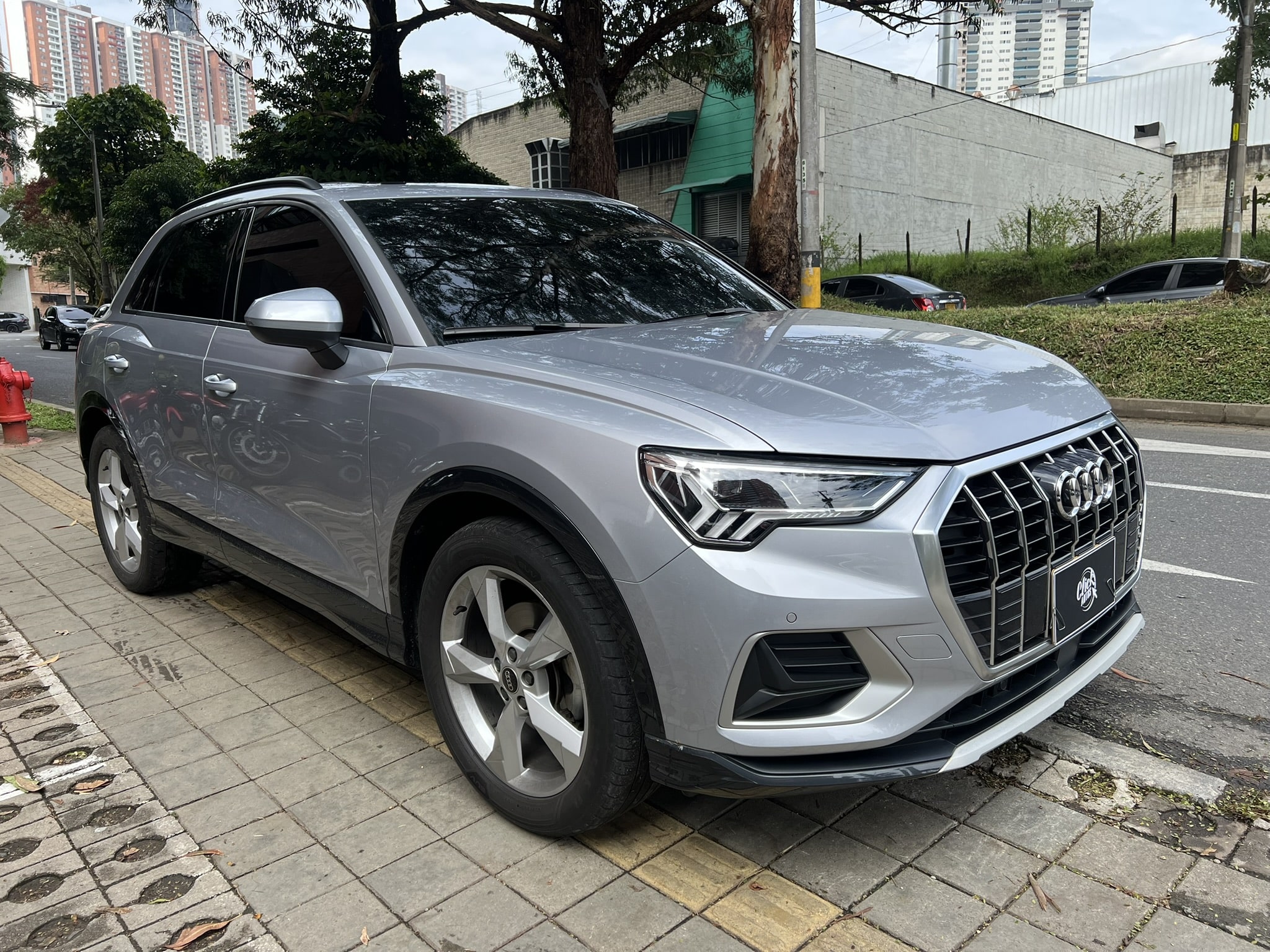 
								Audi Q3 Cc1400 Tfsi Attraction Plus 2022 full									