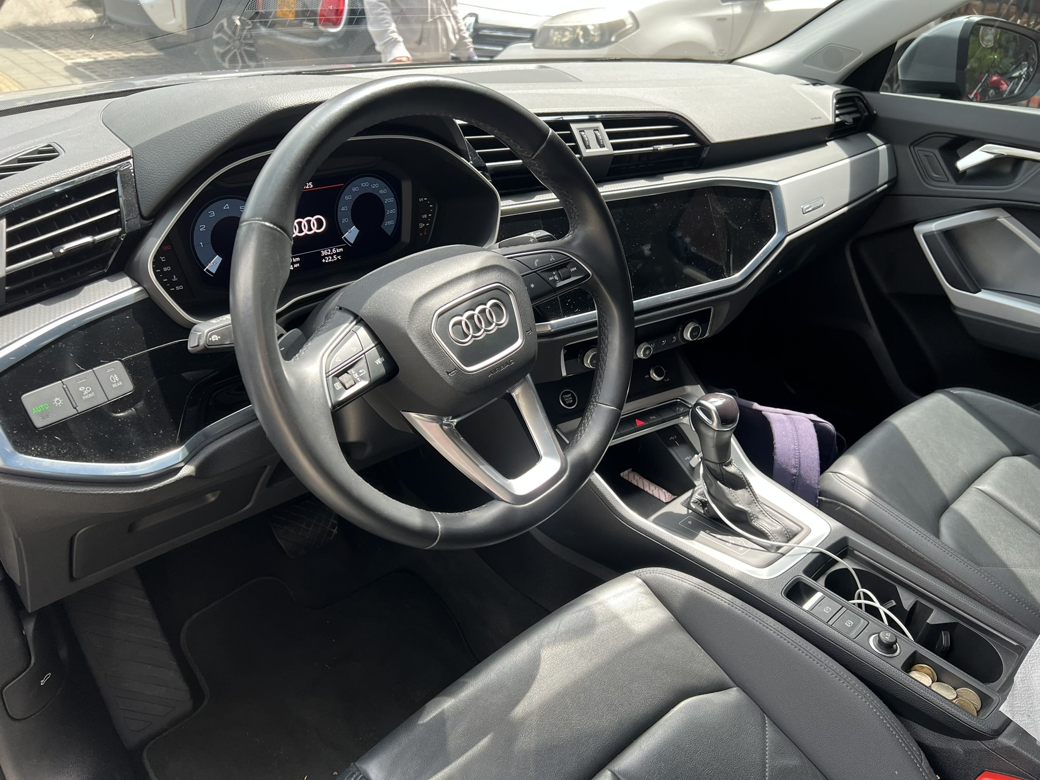 
								Audi Q3 Cc1400 Tfsi Attraction Plus 2022 full									