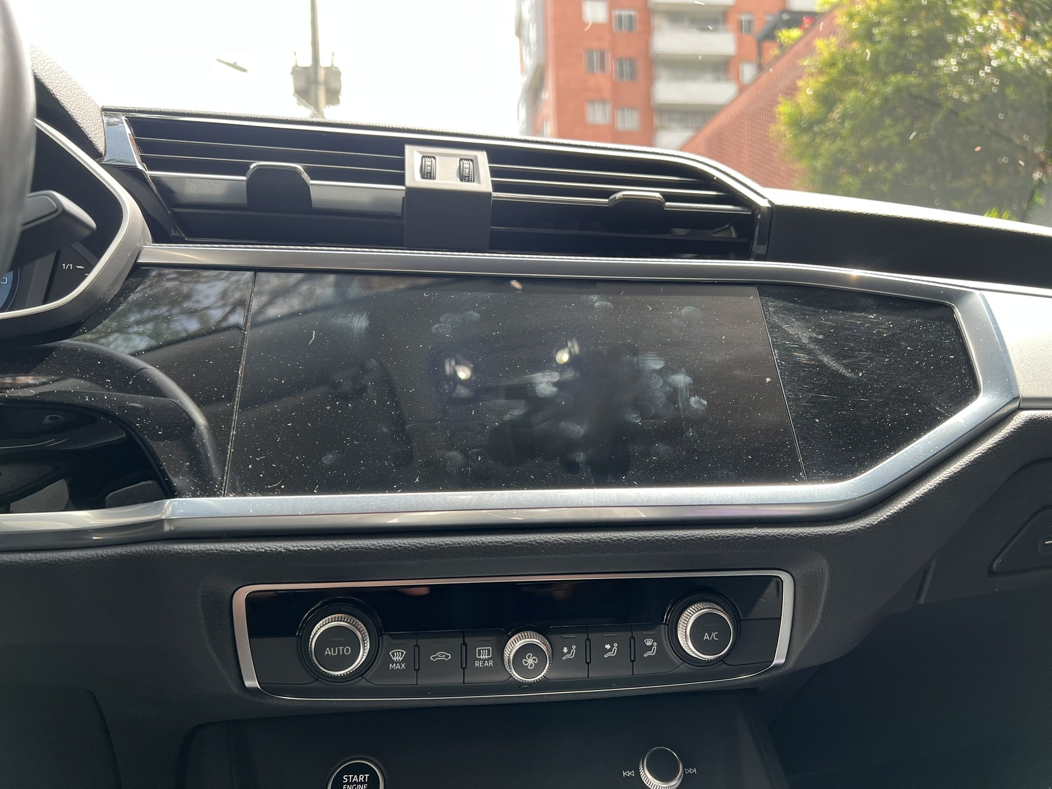 
								Audi Q3 Cc1400 Tfsi Attraction Plus 2022 full									