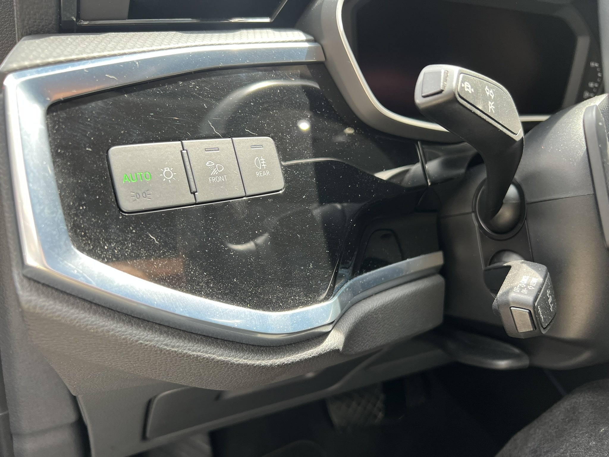 
								Audi Q3 Cc1400 Tfsi Attraction Plus 2022 full									