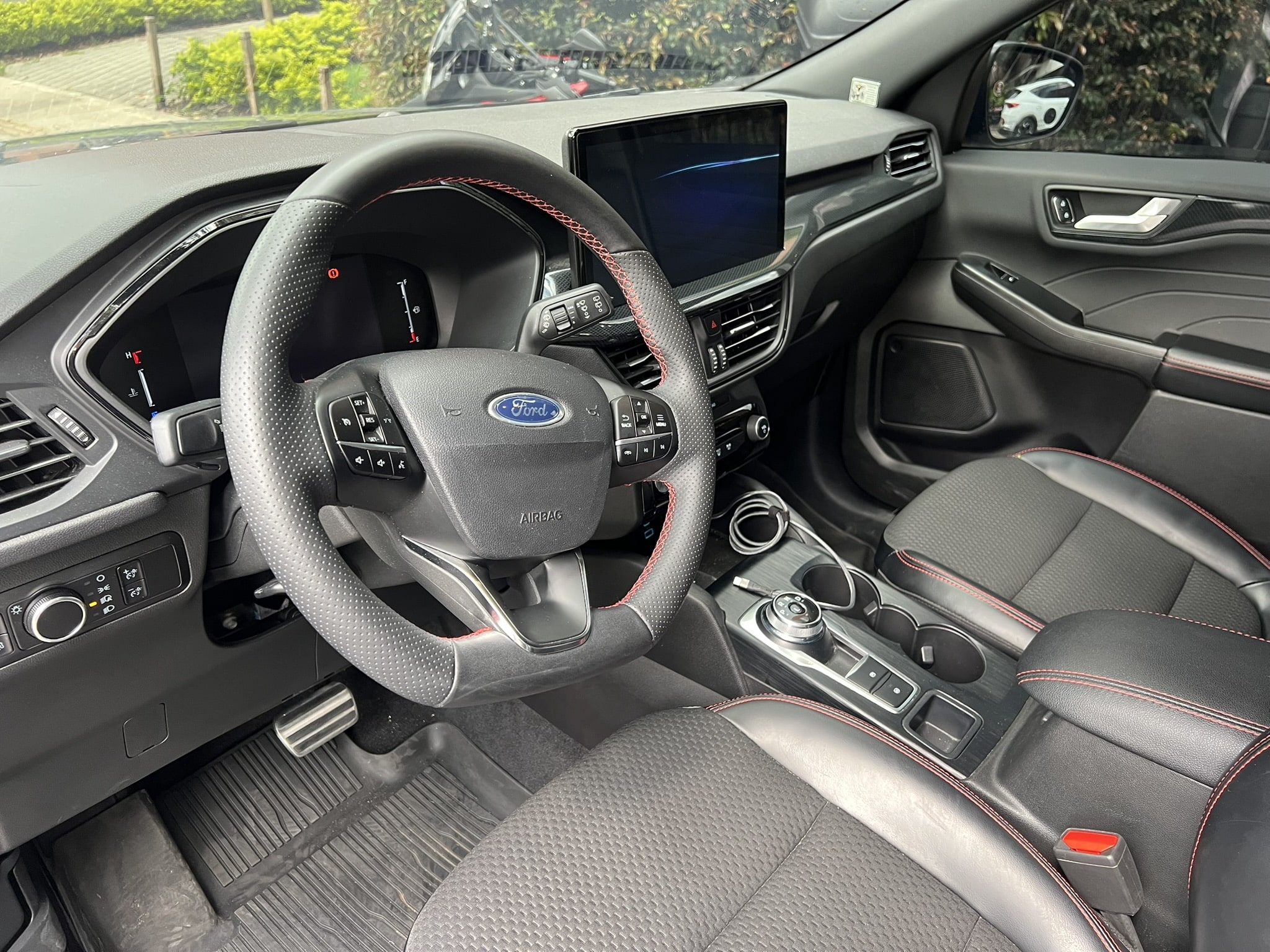 
								Ford Escape Cc2500 St-Line Fwd Hibrida 2023 full									