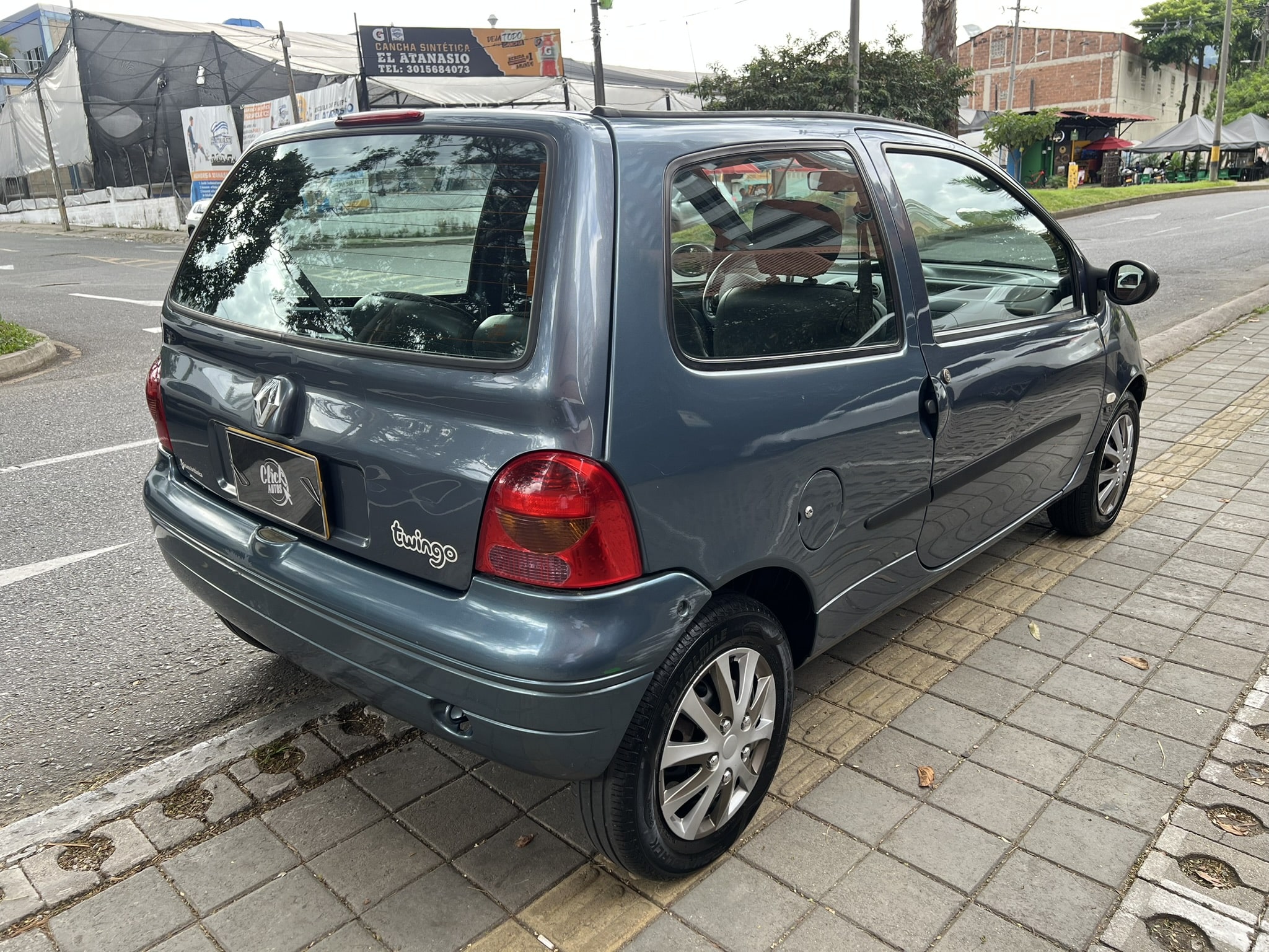 
								Renault Twingo Cc1200 Access 2011 full									