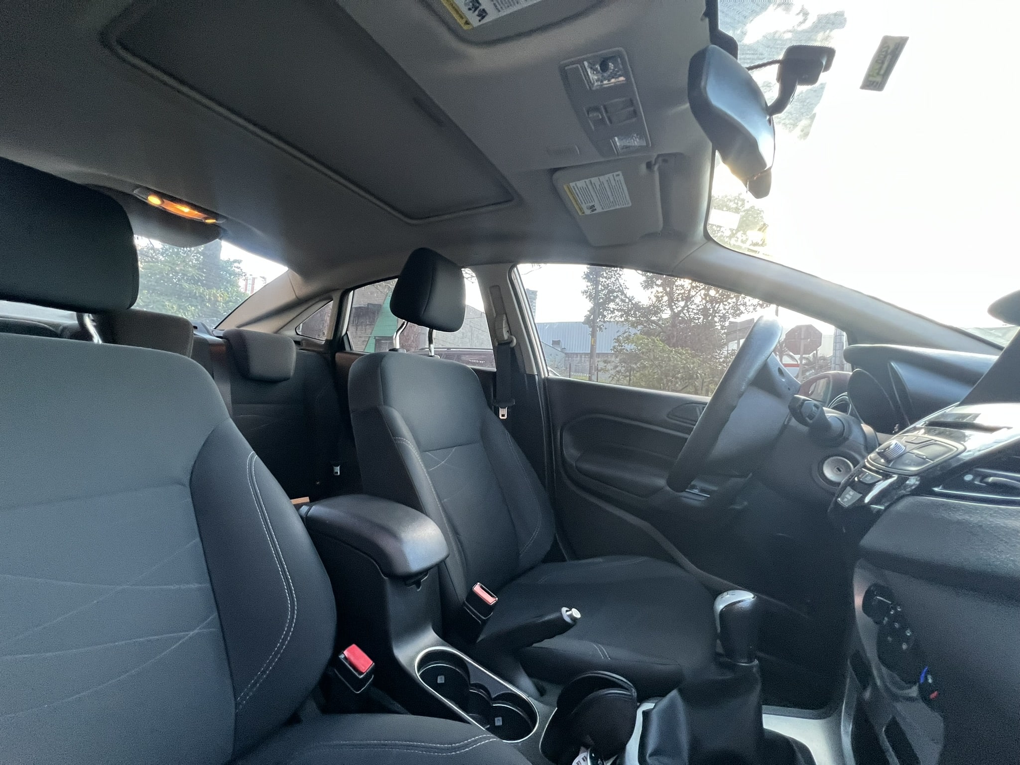 
								Ford Fiesta Se 2019 full									