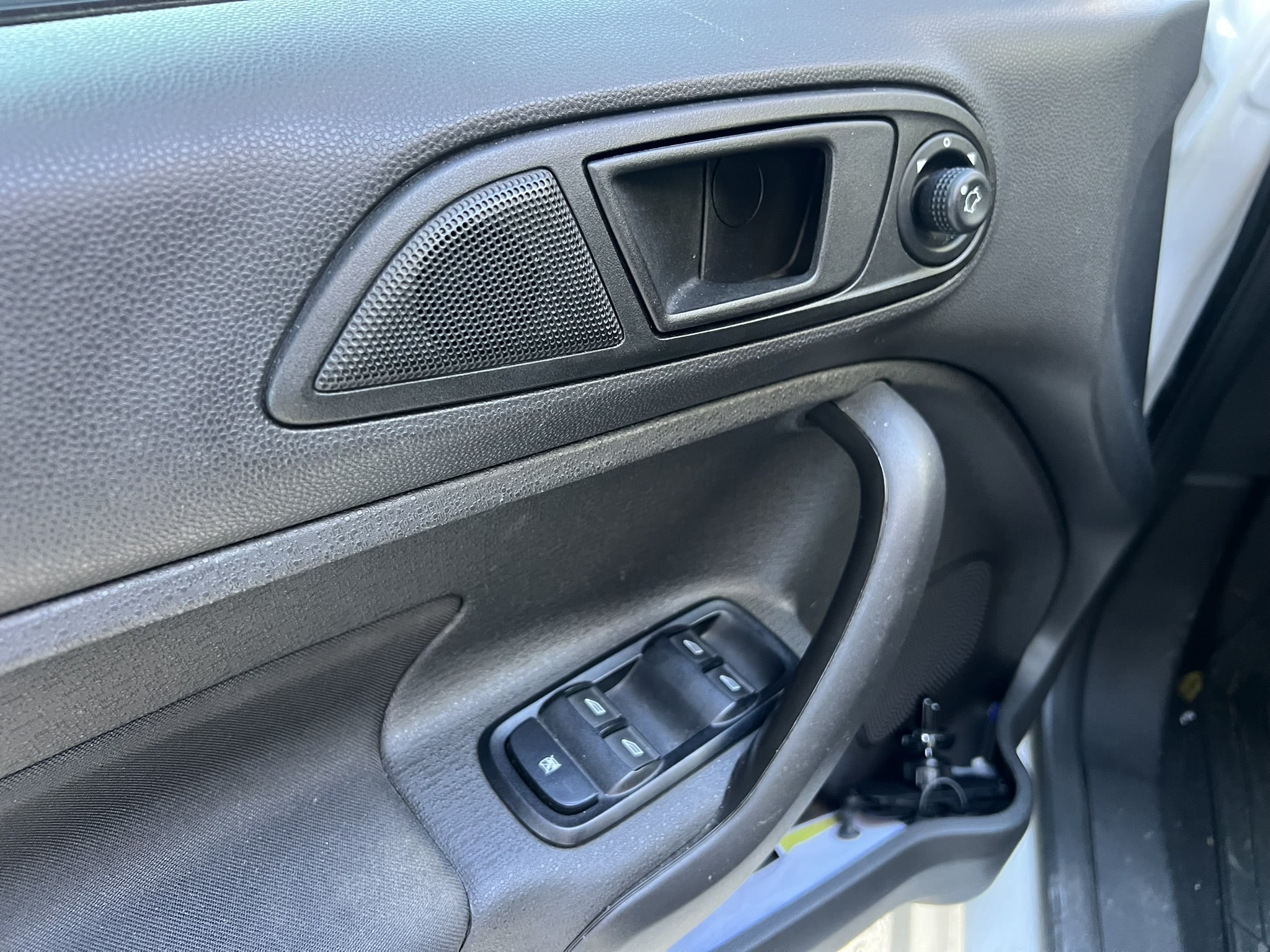 
								Ford Fiesta Se 2019 full									