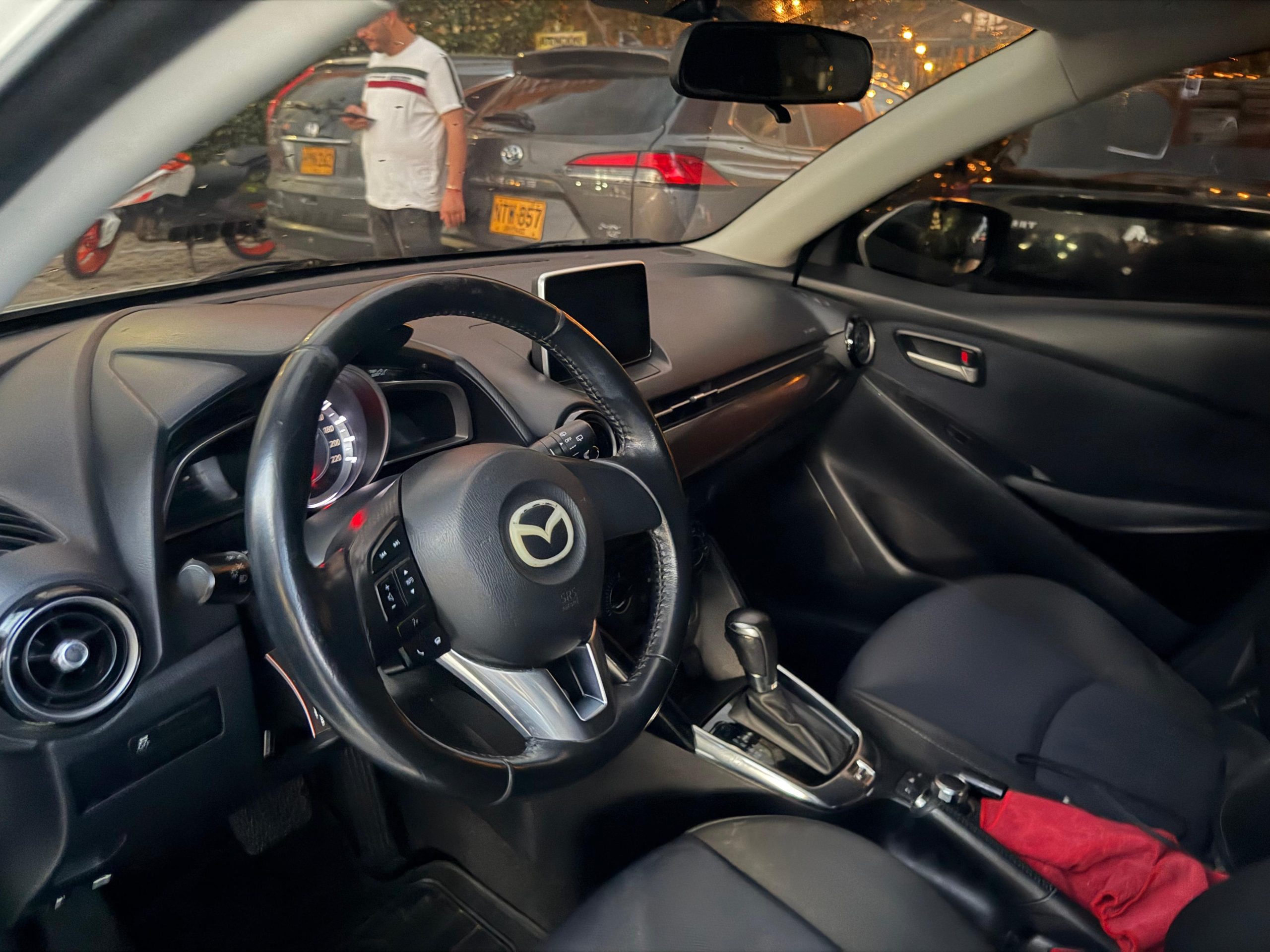 
								Mazda 2 Touring Cc1500 2017 full									