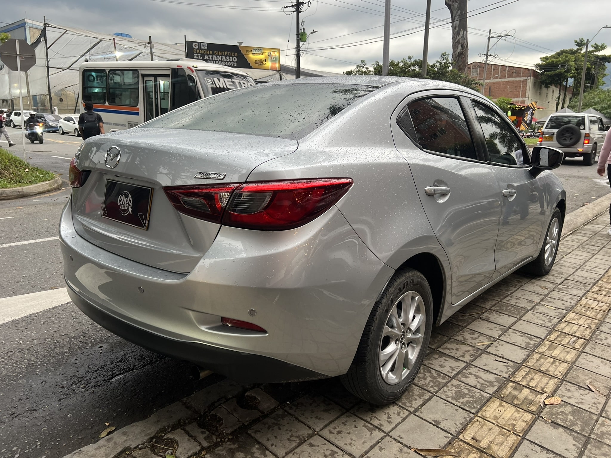 
								Mazda 2 Touring Sedan 2019 full									