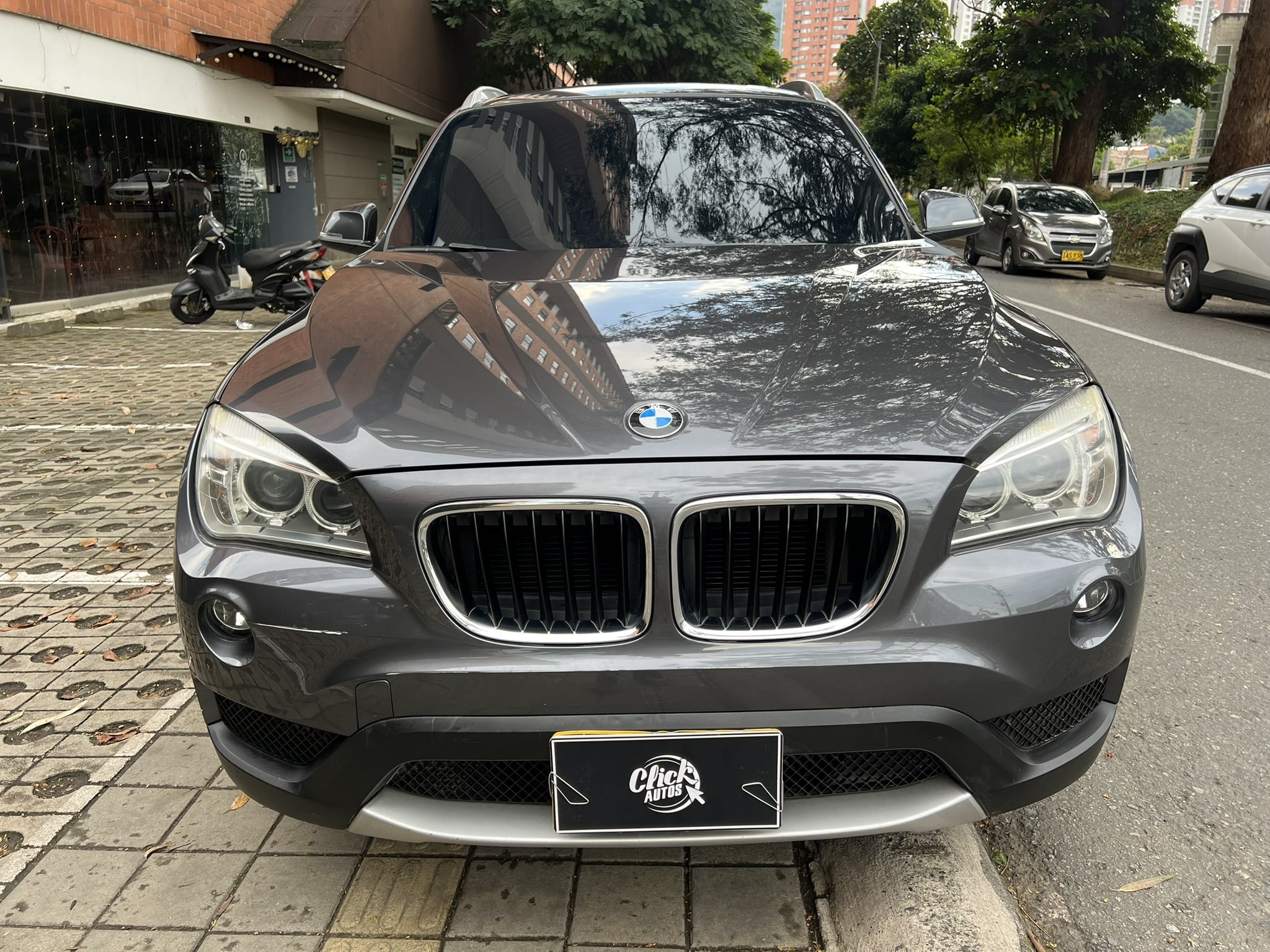 
								BMW X1 Xdrive 20I 2013 full									