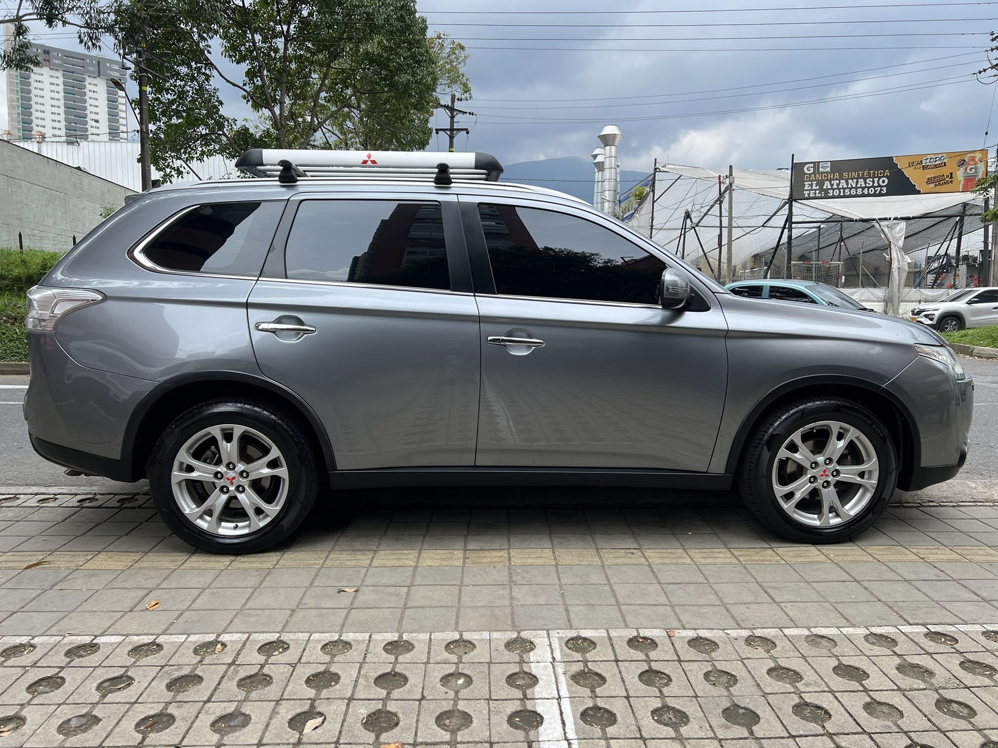 Mitsubishi Outlander 2015