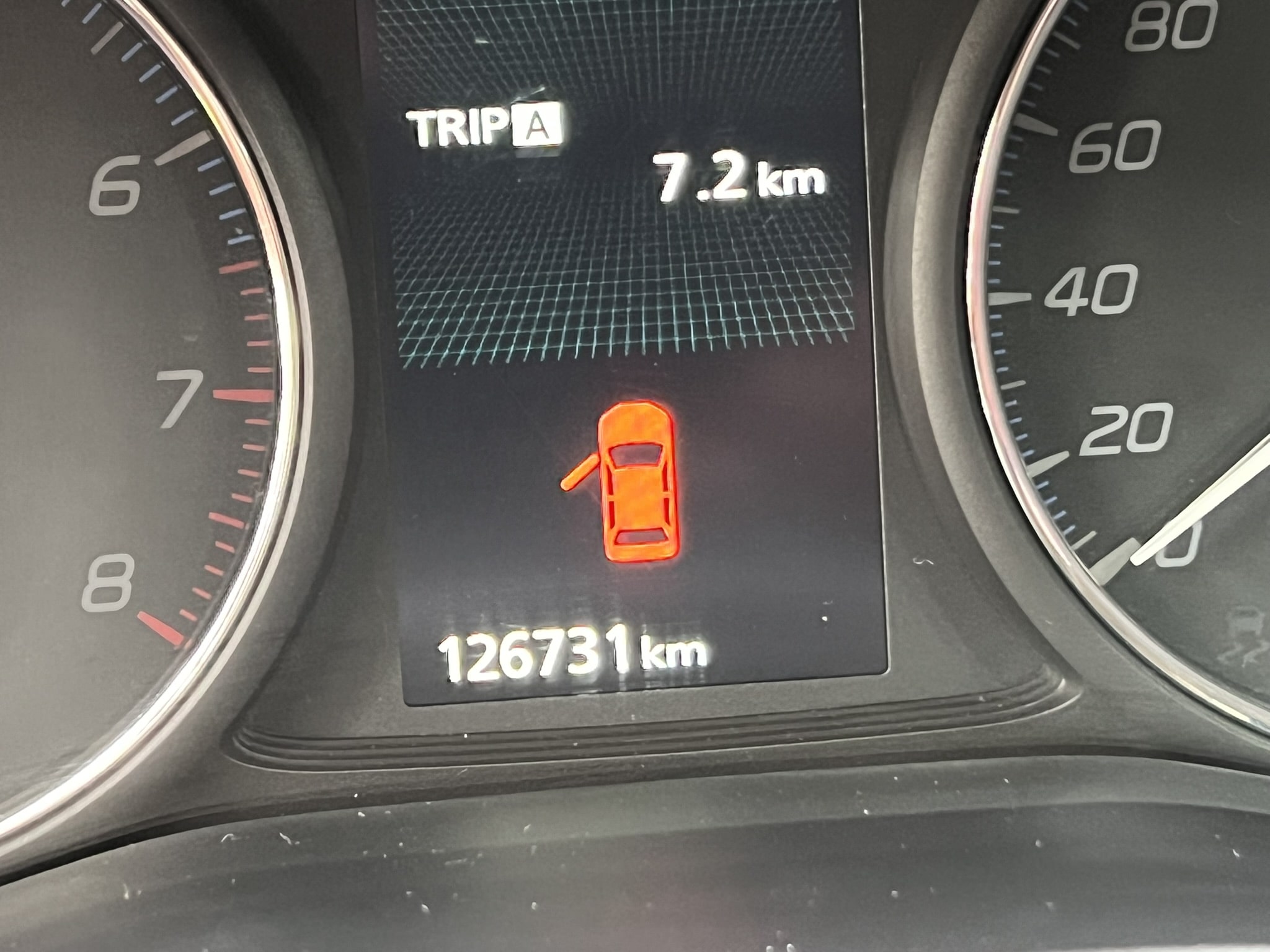 
								Mitsubishi Outlander 2015 full									