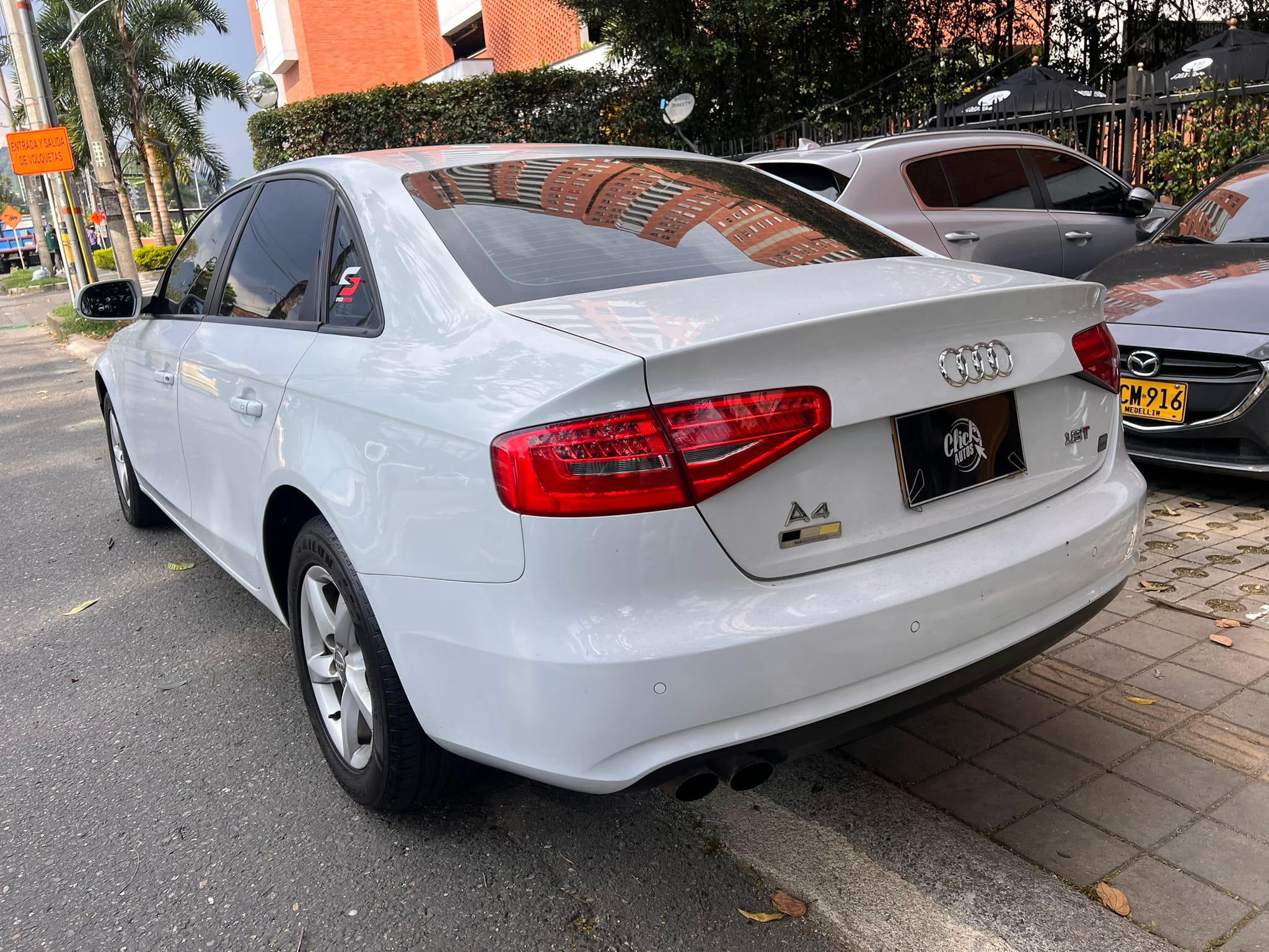 Audi A4 Cc1800 Tfsi Comfort SALVAMENTO 2014