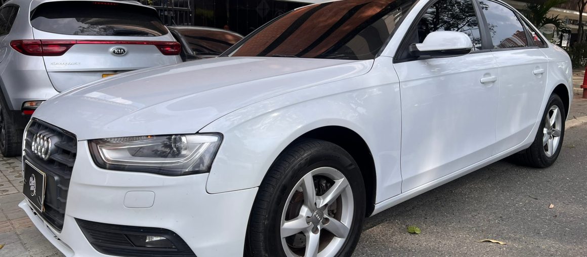 Audi A4 Cc1800 Tfsi Comfort SALVAMENTO 2014