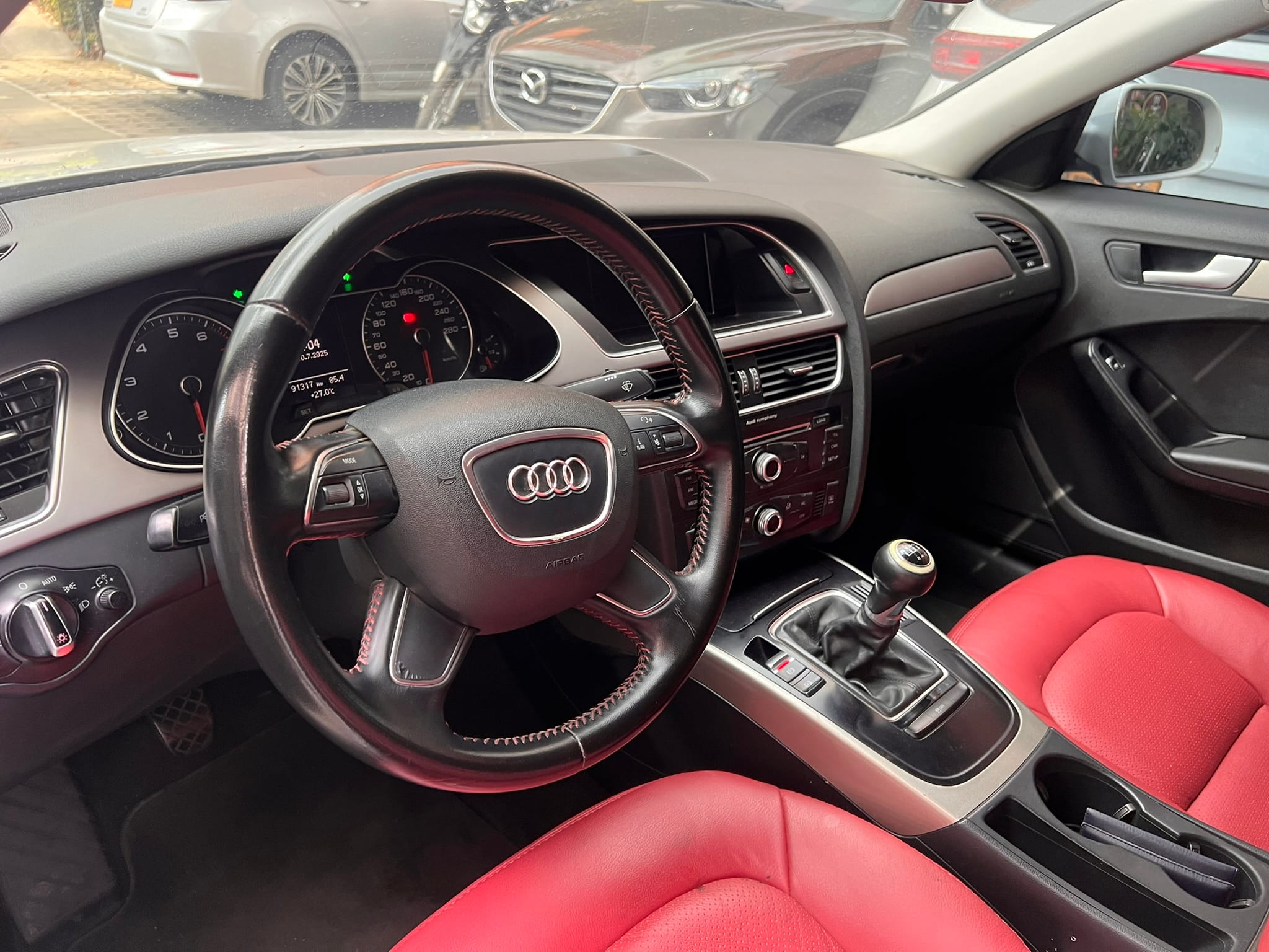 
								Audi A4 Cc1800 Tfsi Comfort SALVAMENTO 2014 full									