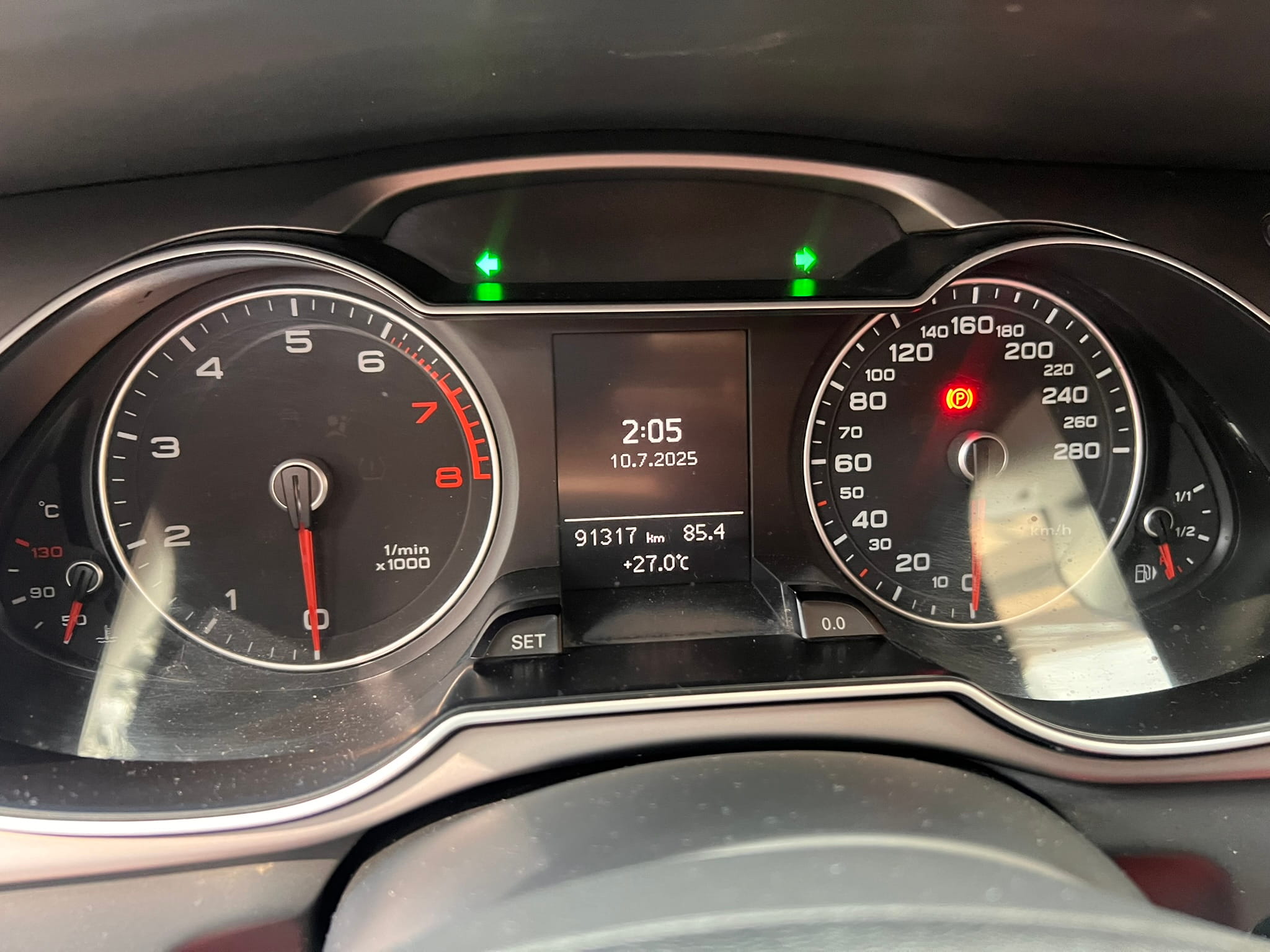 
								Audi A4 Cc1800 Tfsi Comfort SALVAMENTO 2014 full									