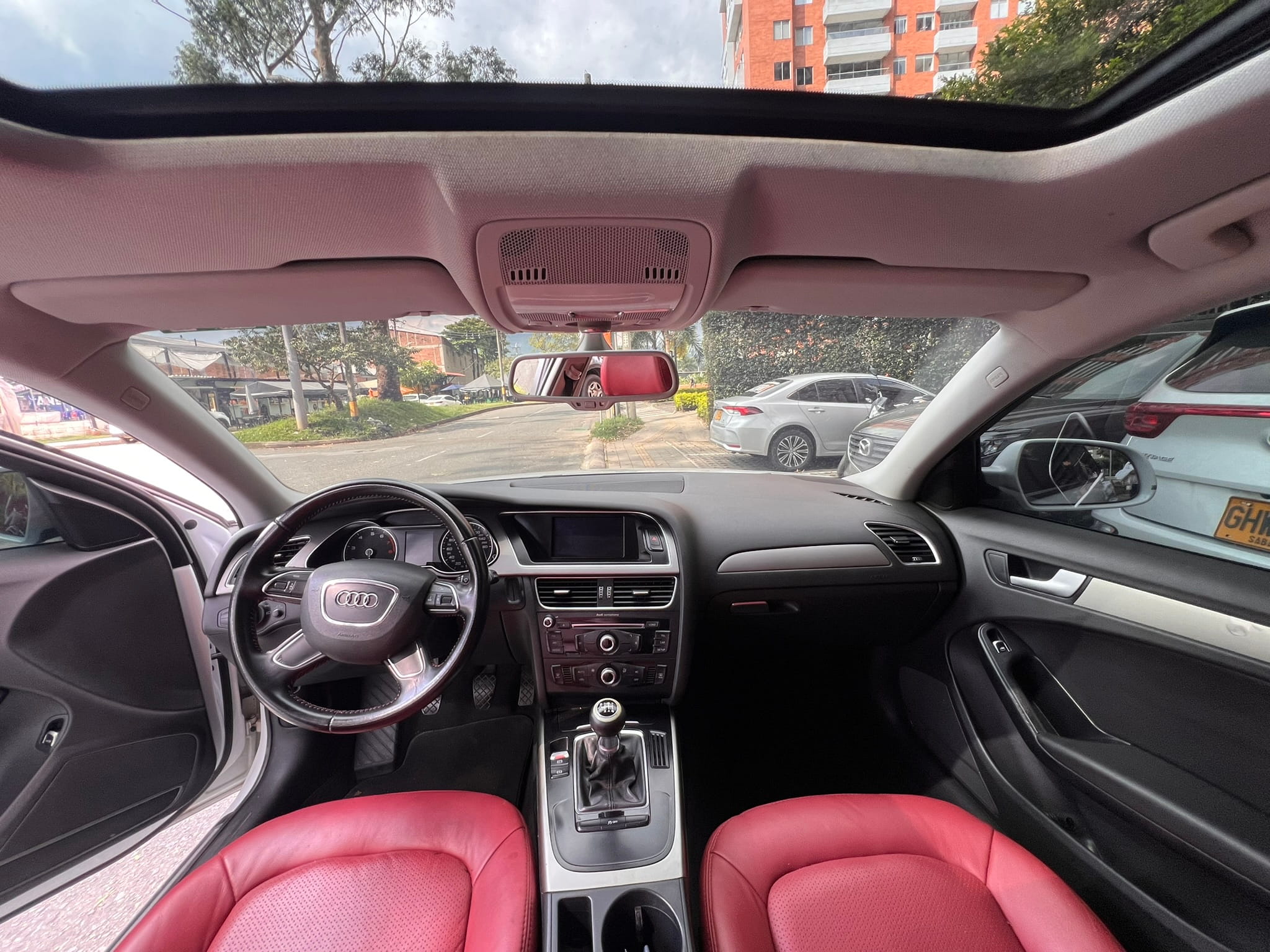 
								Audi A4 Cc1800 Tfsi Comfort SALVAMENTO 2014 full									