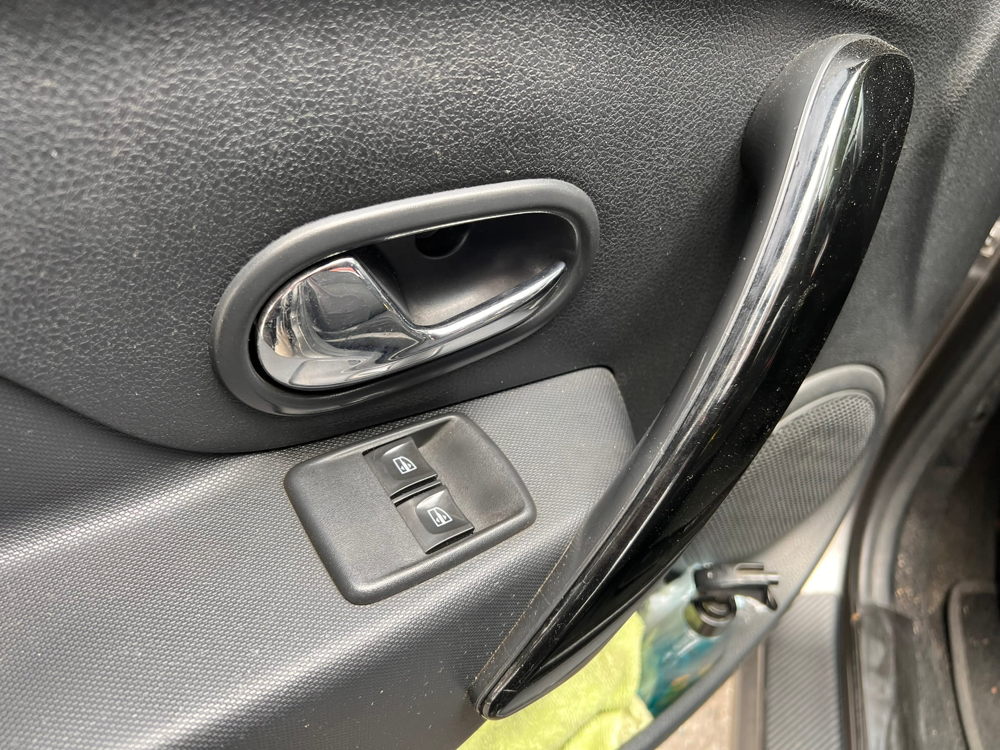 
								Renault Logan Polar Cc1600 2020 full									