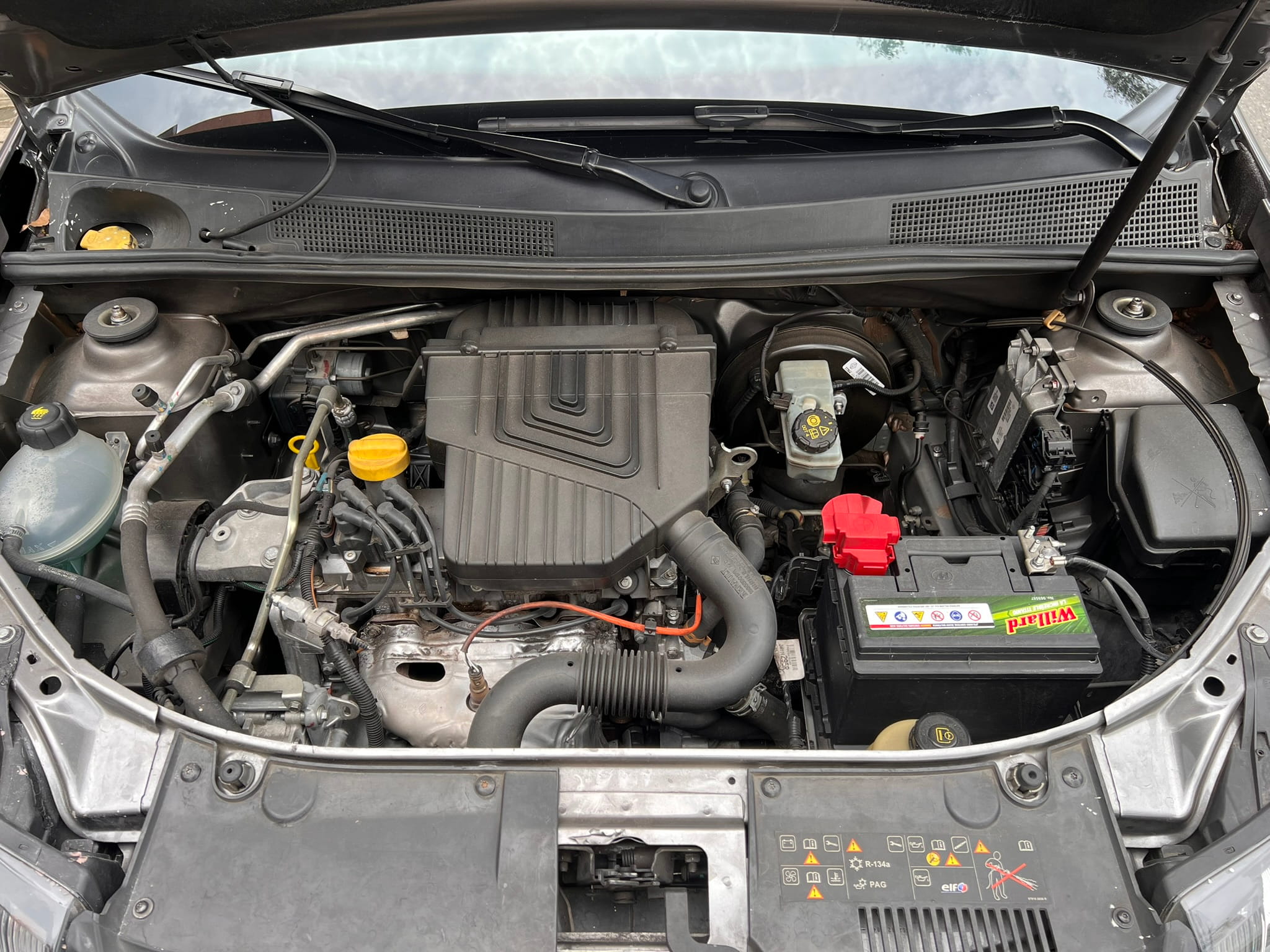 
								Renault Logan Polar Cc1600 2020 full									