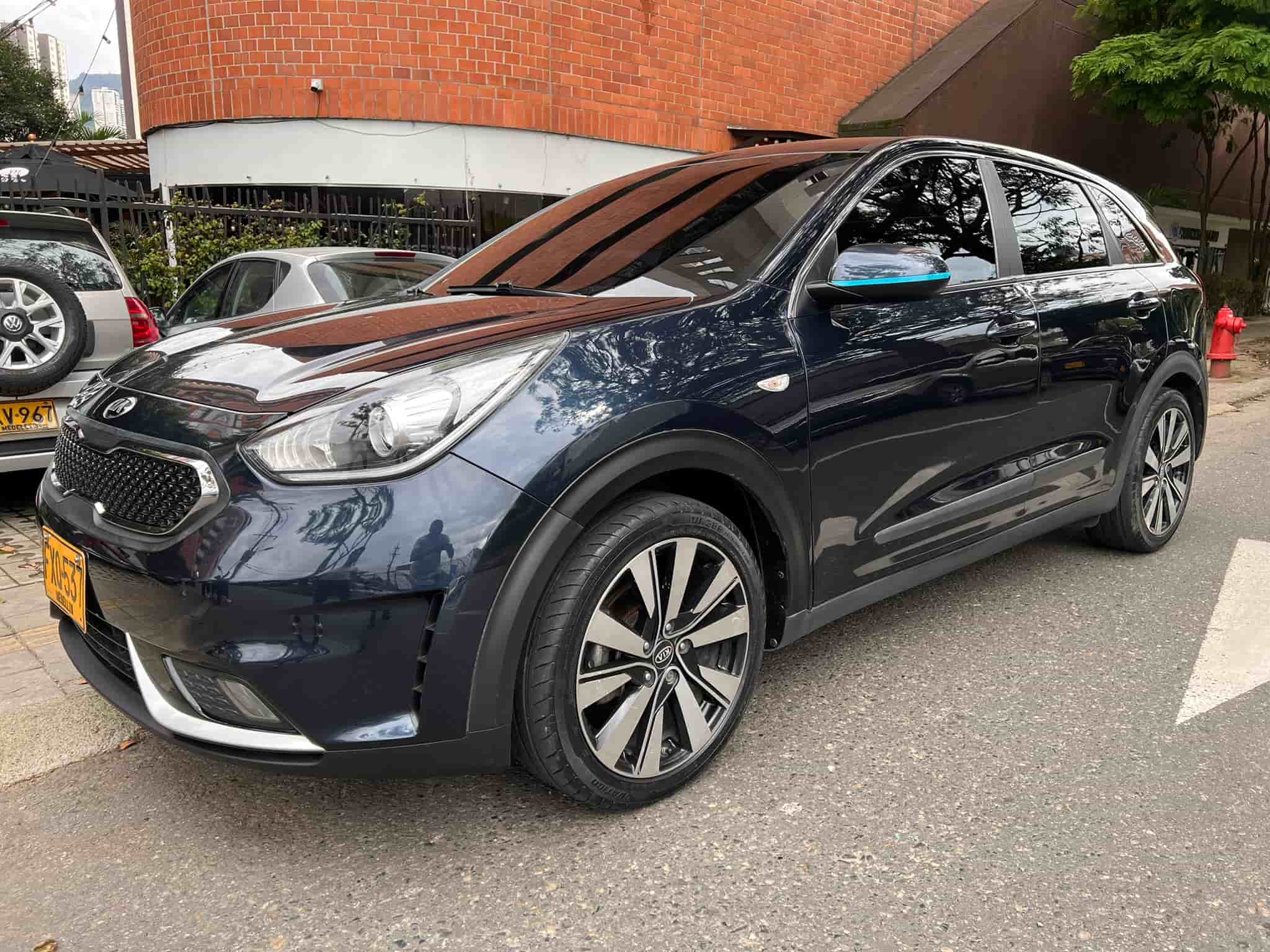 Kia Niro Emotion Hibrido Cc1600 2019