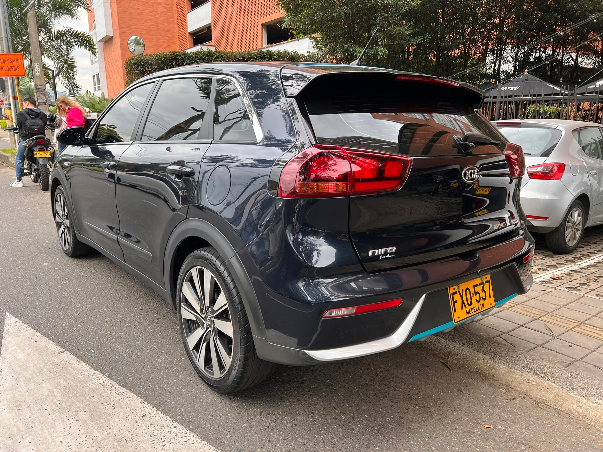 Kia Niro Emotion Hibrido Cc1600 2019