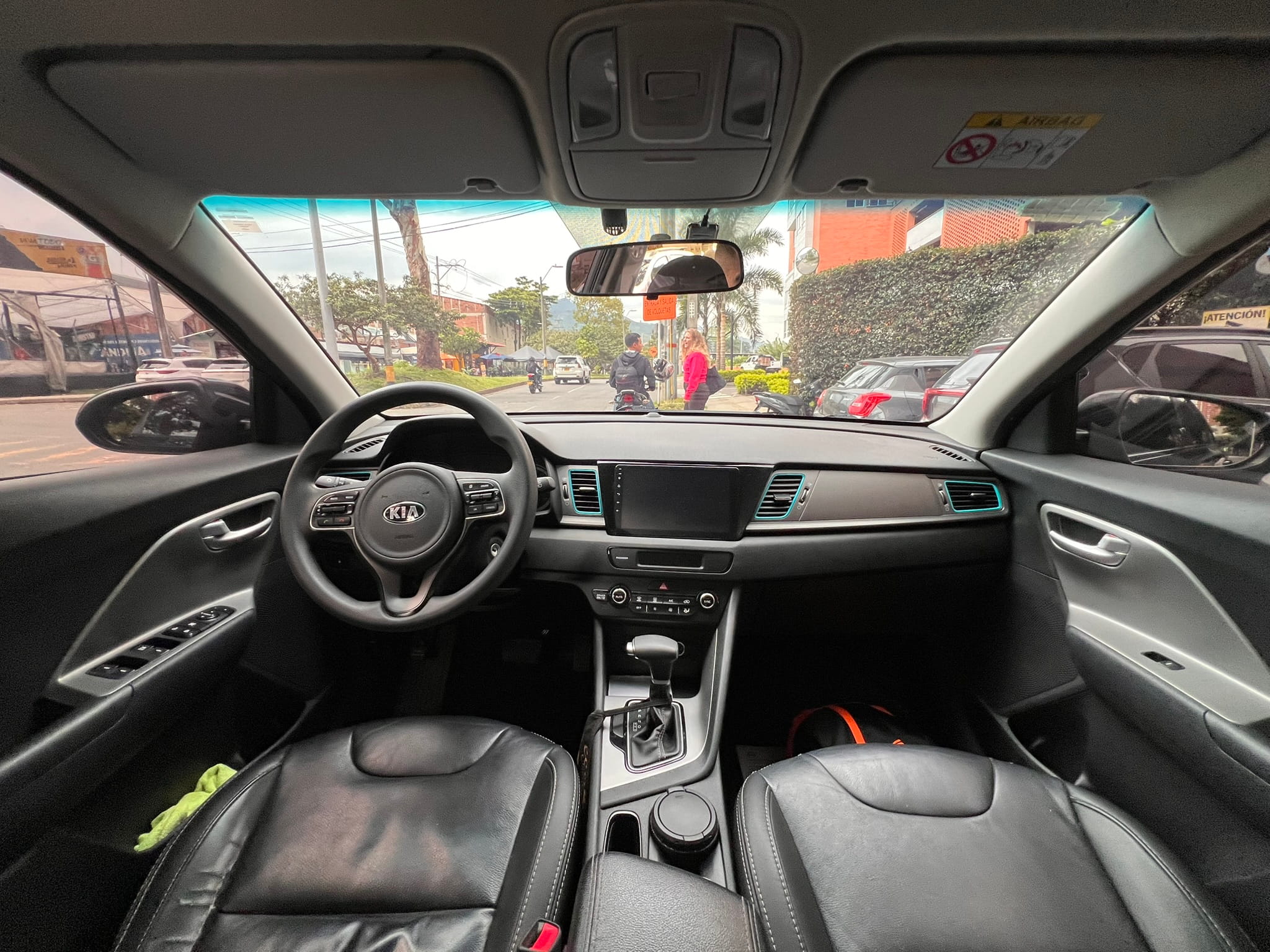 
								Kia Niro Emotion Hibrido Cc1600 2019 full									
