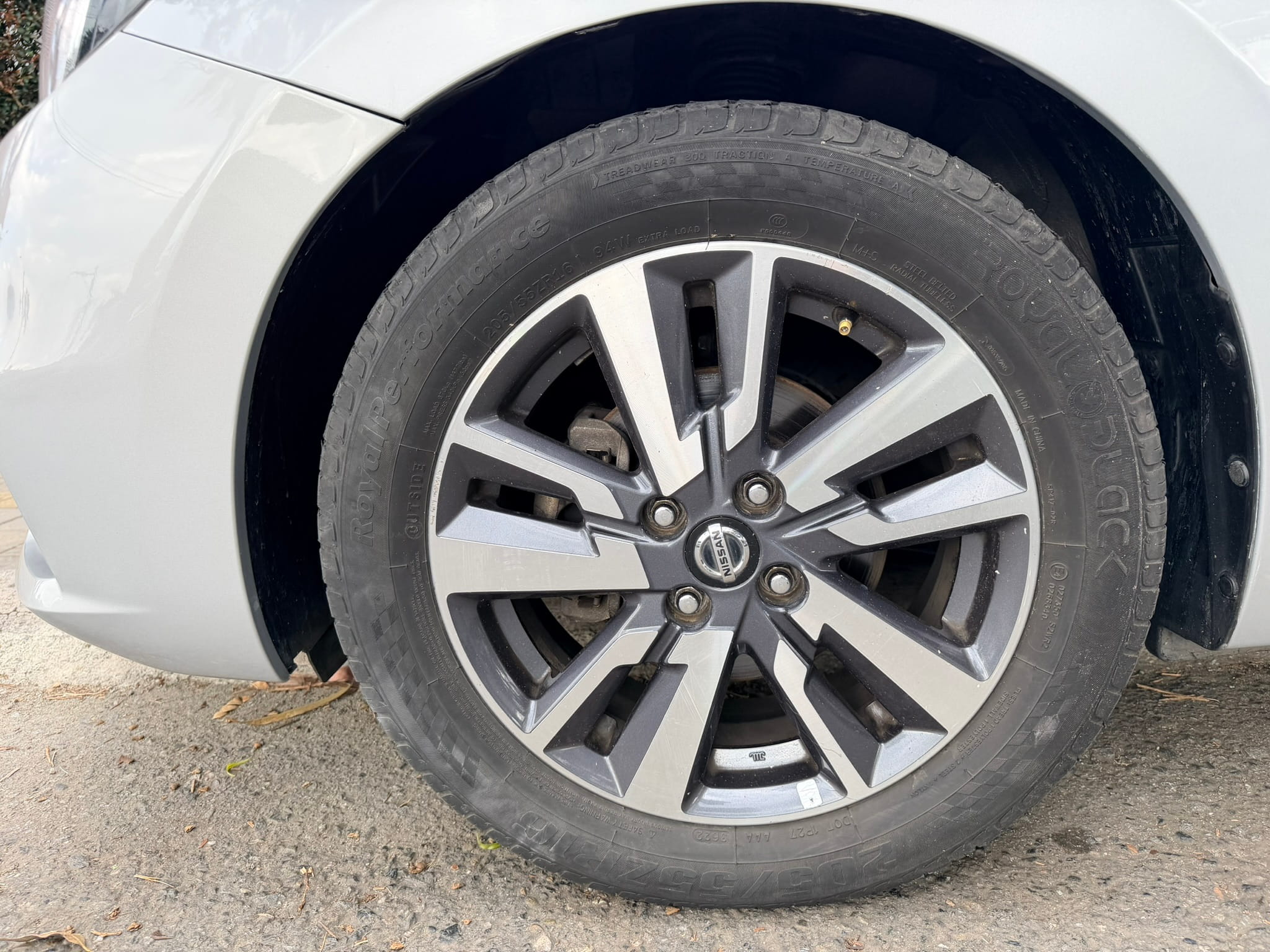 
								Nissan Versa Cc1600 Advance 2021 full									