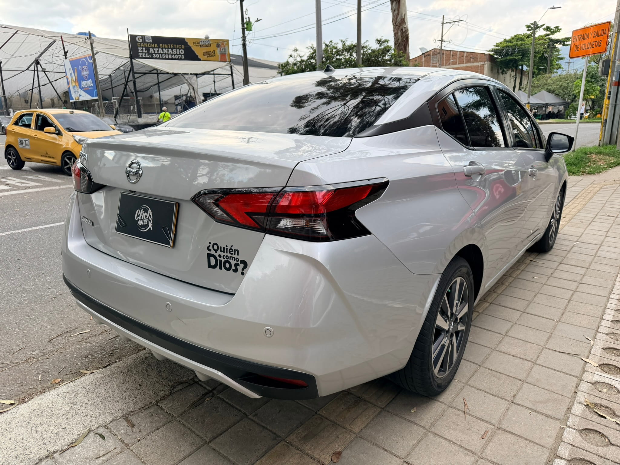 
								Nissan Versa Cc1600 Advance 2021 full									