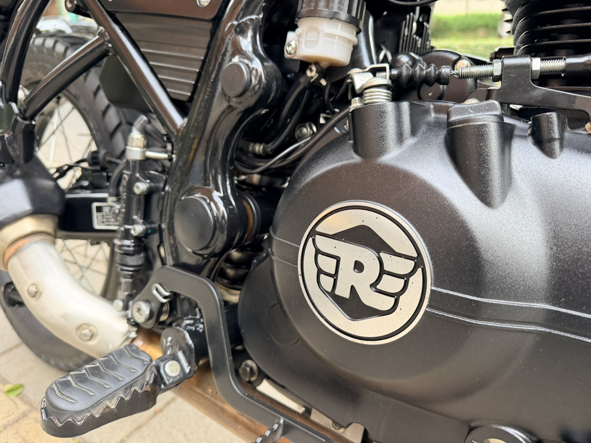 
								Royal Enfield Himalayan Cc400 2022 full									