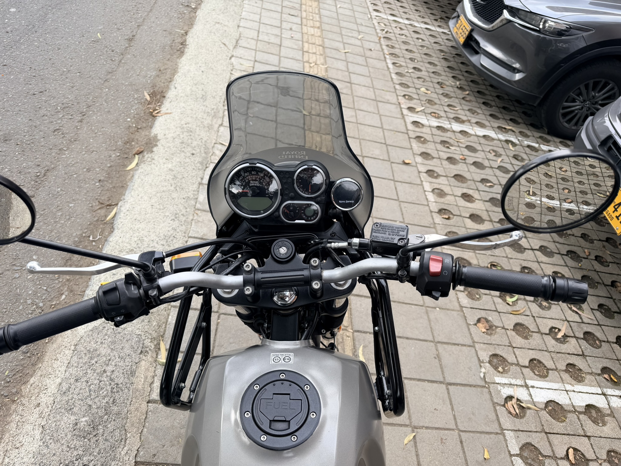 
								Royal Enfield Himalayan Cc400 2022 full									