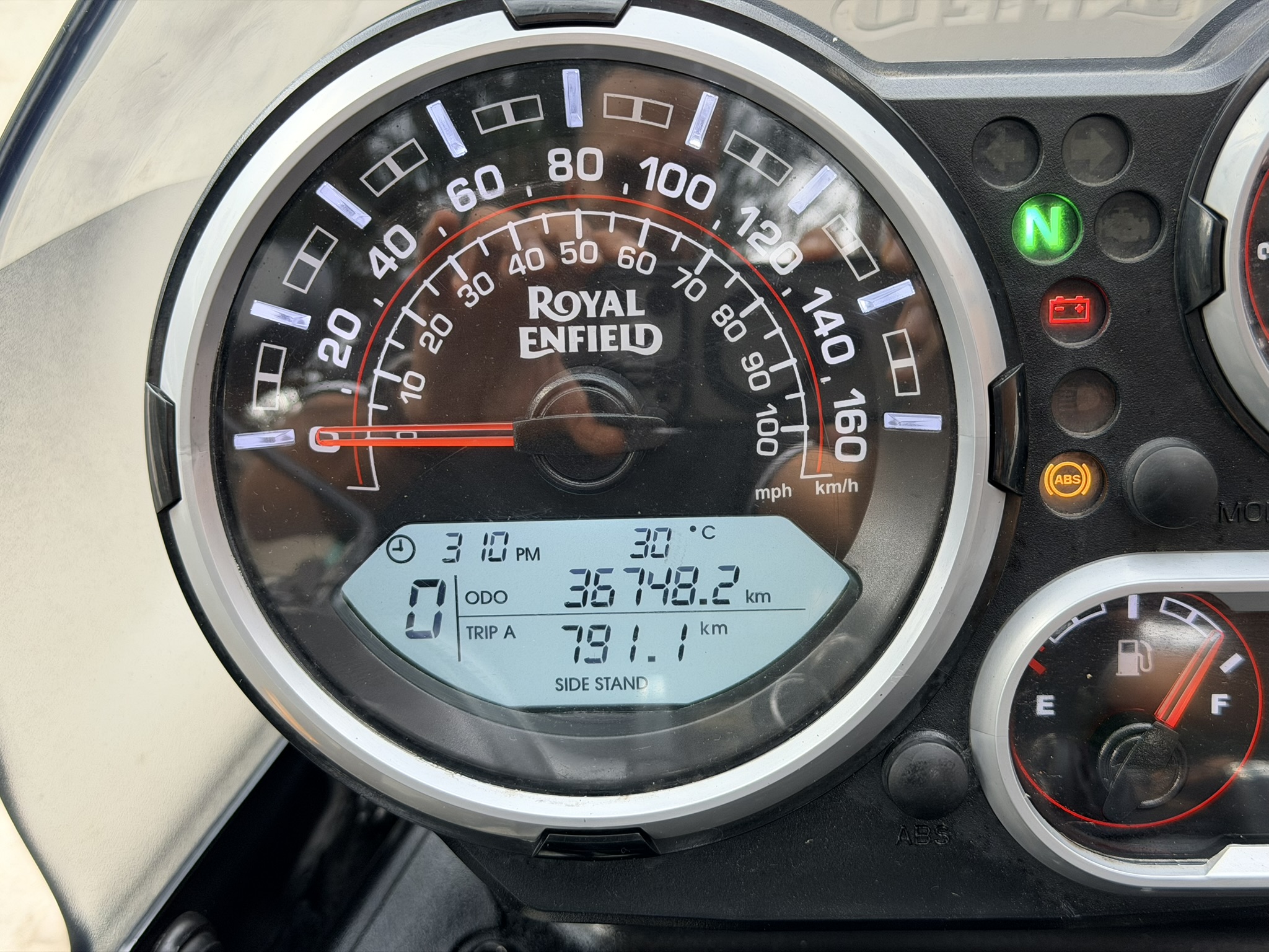 
								Royal Enfield Himalayan Cc400 2022 full									