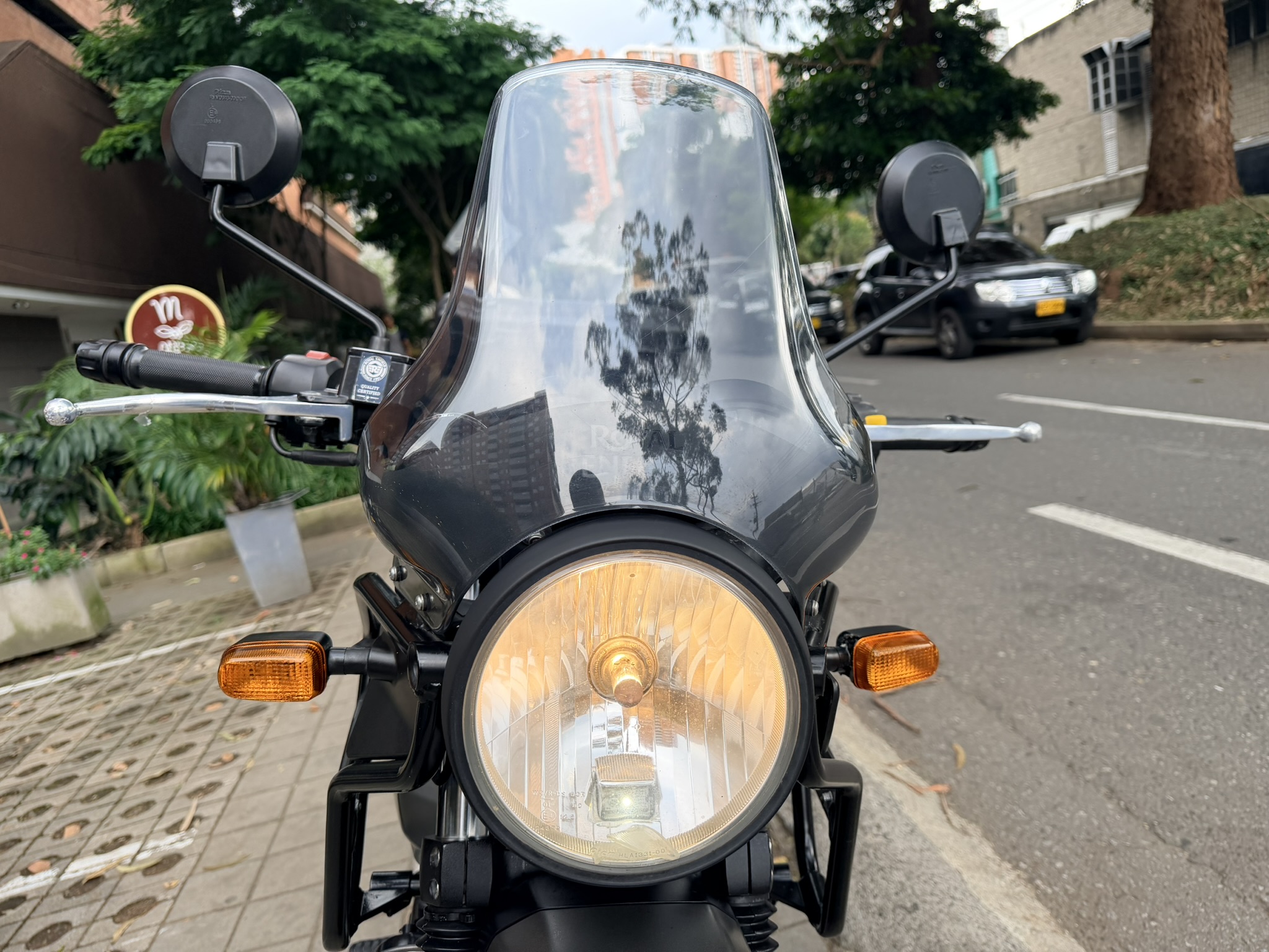 
								Royal Enfield Himalayan Cc400 2022 full									