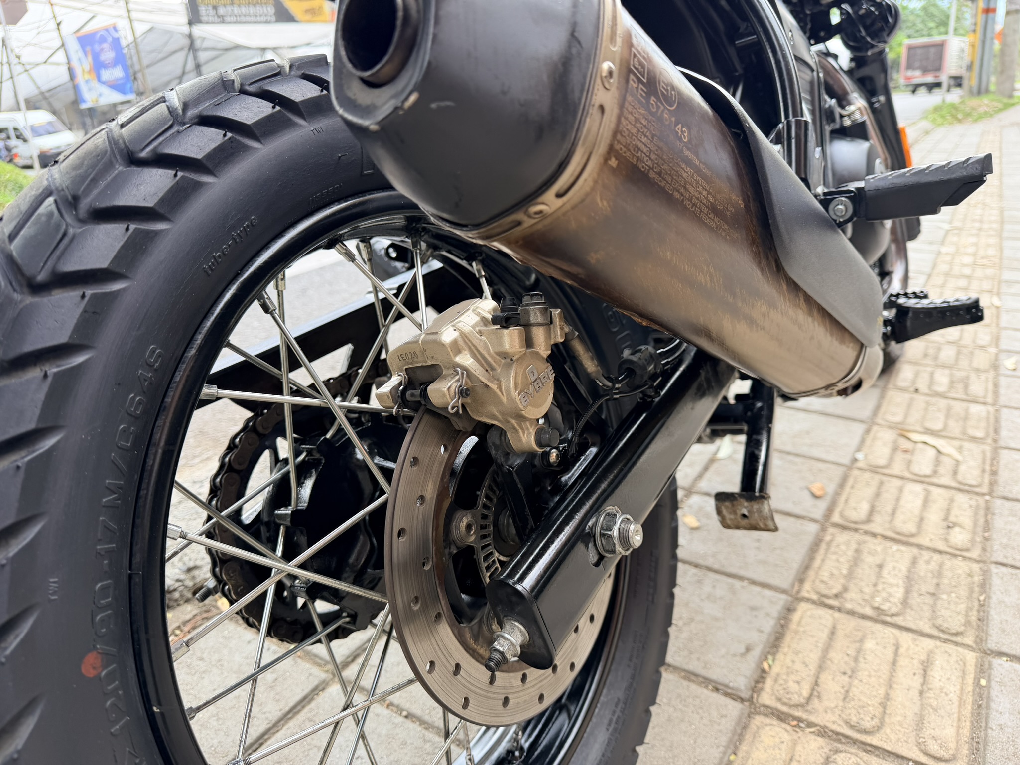 
								Royal Enfield Himalayan Cc400 2022 full									