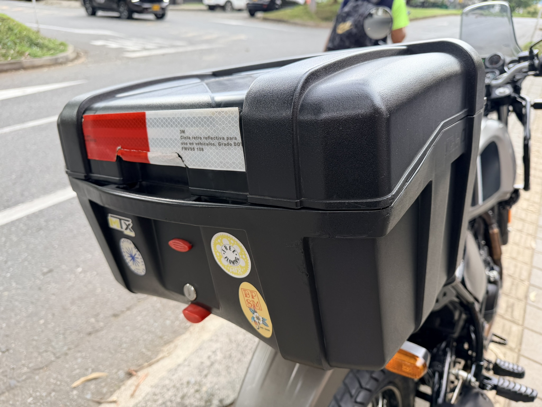 
								Royal Enfield Himalayan Cc400 2022 full									