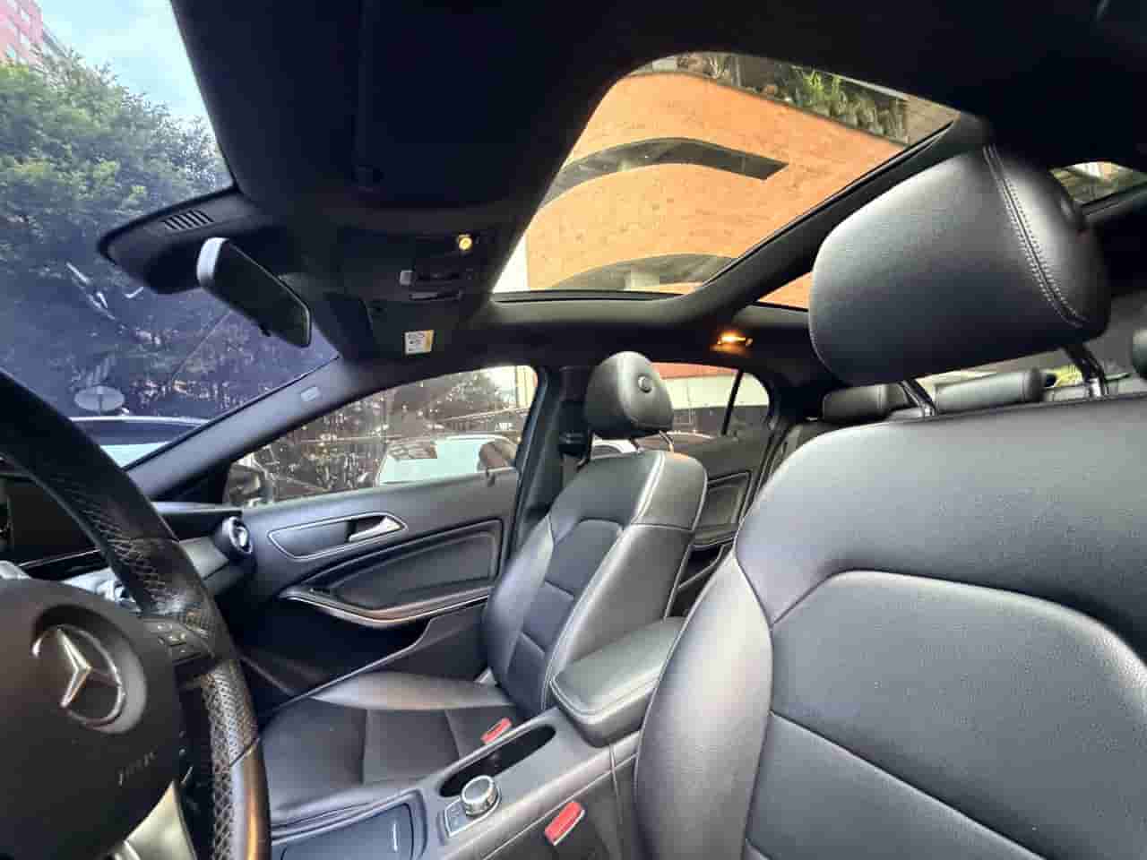 
								Mercedes-Benz Clase GLA 200 cc1600 Turbo full									