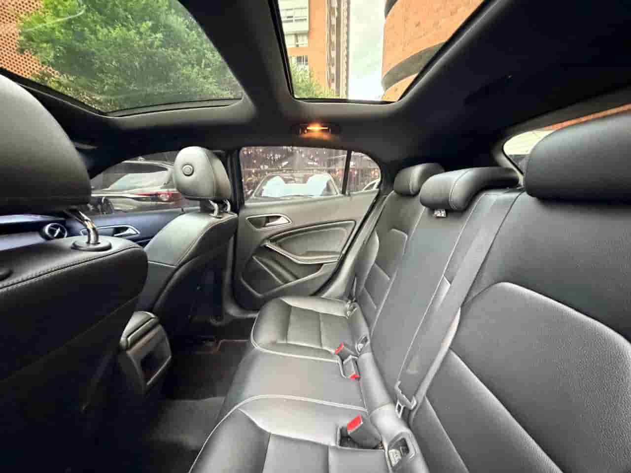 
								Mercedes-Benz Clase GLA 200 cc1600 Turbo full									
