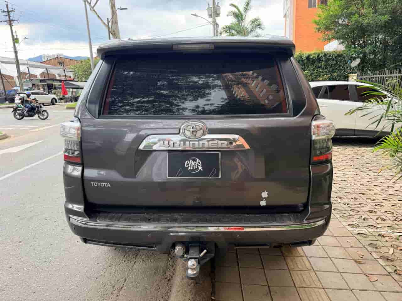 Toyota 4Runner Limited 2019