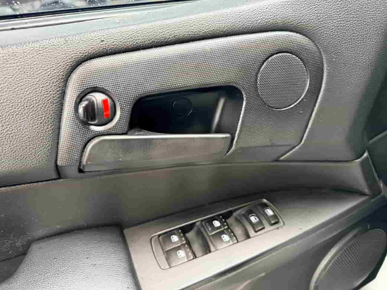 
								SsangYong Actyon 2.3 G23D 2015 full									