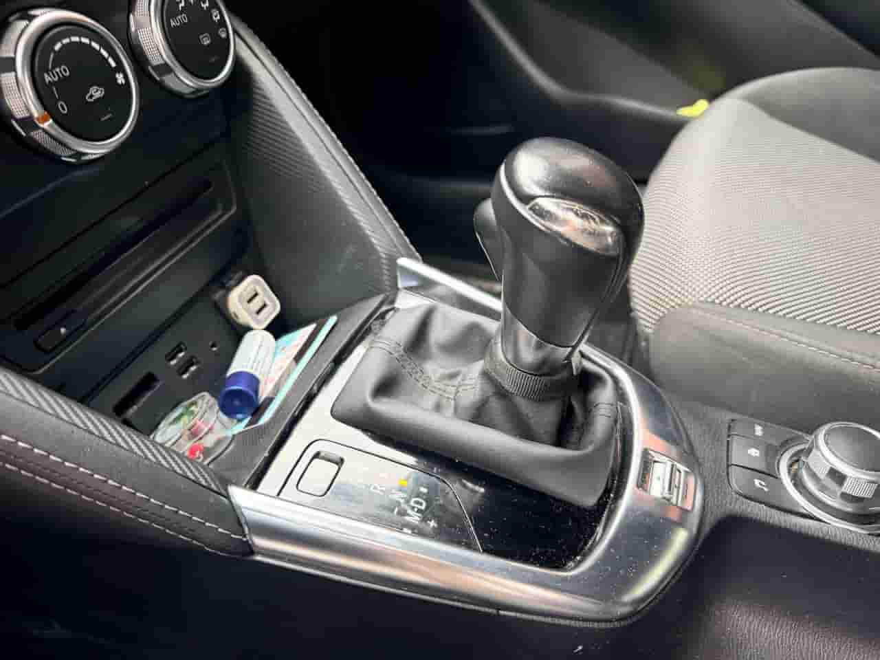 
								Mazda 2 Cc1500 Grand Touring 2018 full									