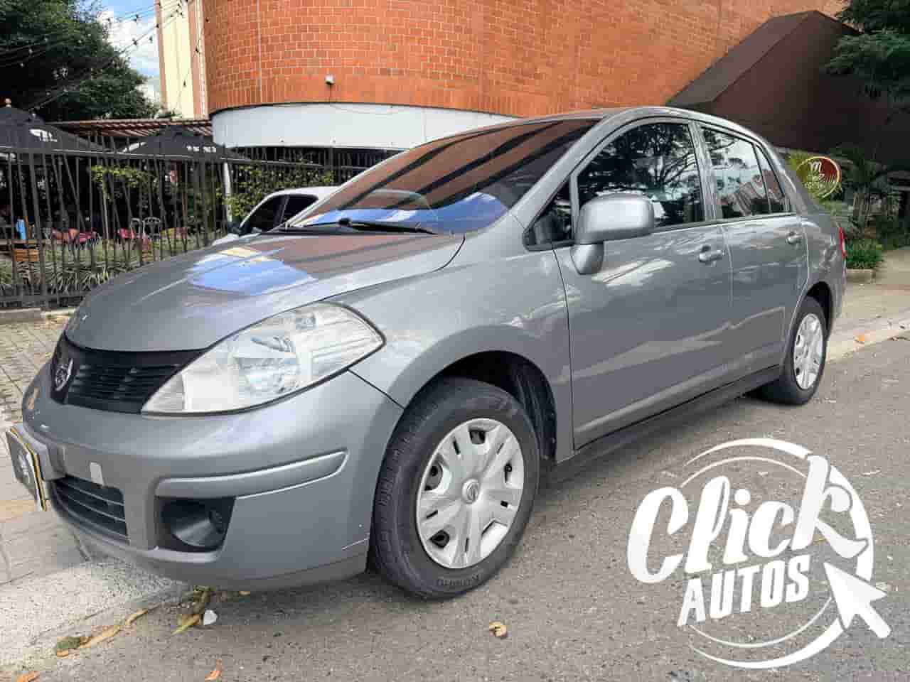Nissan Tiida Sedan 1.8 Miio 2013